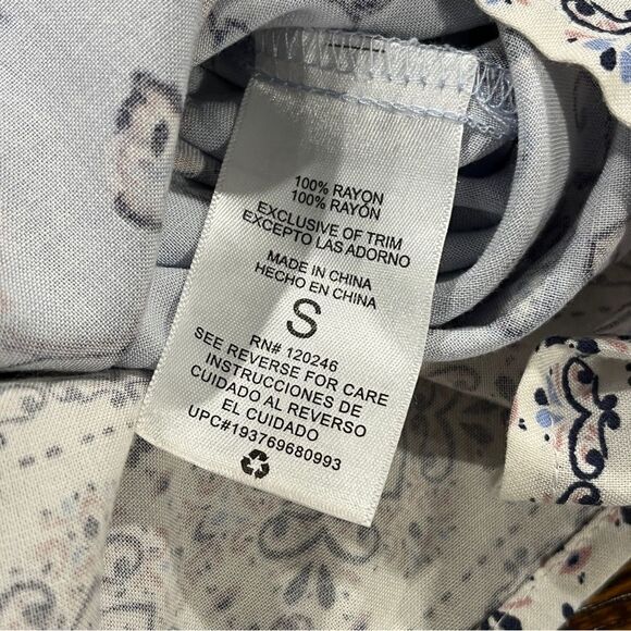 Wallflower Floral mini Romper with straps size small - Picture 10 of 14